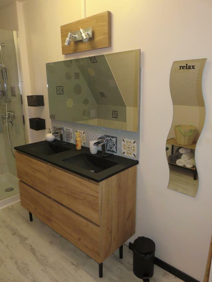 תוארס Grand Appartement Chaleureux מראה חיצוני תמונה